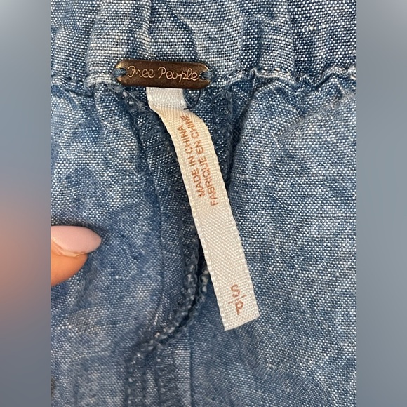 Free people off the shoulder chambray top, size small - Picture 6 of 7